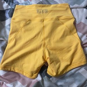 Fleo NFS shorts 5”size medium.Brand new .Tags torn off never worn.Color yellow